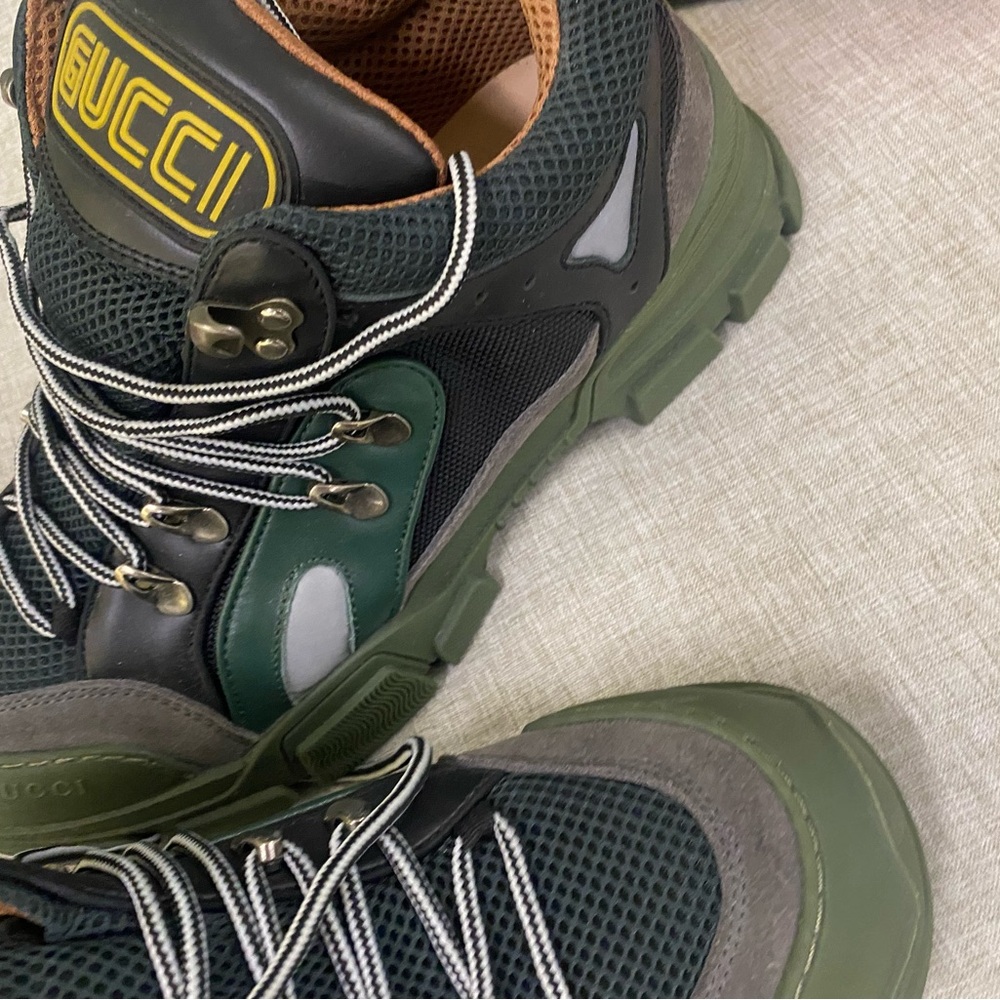 Gucci Flashtrek Sneakers